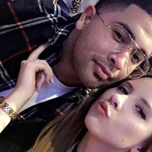 Meet your Posher, Ro